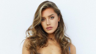 img-title Beruntung, Model Amerika Ini Disapa V BTS 2 Kali dengan Senyum Tampan