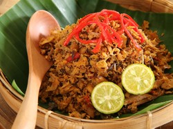 Resep Tongkol Suwir Pedas Kering yang Pedasnya Nendang