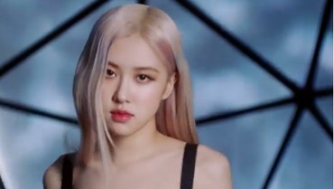 img-title Jennie Berjasa Besar di Balik Debut Solo Rose BLACKPINK