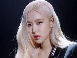 YG Entertainment Beri Bocoran soal Debut Solo Rose BLACKPINK