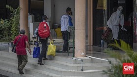 FOTO: Isolasi Mandiri Pasien OTG di Graha Wisata Ragunan