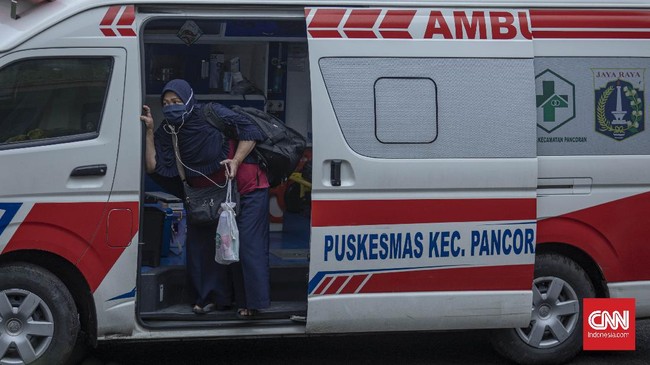 Angka penambahan kasus positif virus corona (Covid-19) harian di Indonesia terus memecahkan rekor dalam empat hari berturut-turut terakhir.