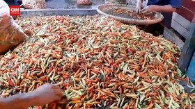 VIDEO: Kisah Pengais Cabai di Pasar Induk Ajibarang Banyumas