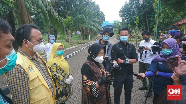 Mensos Risma mendatangi Balai Rehabilitasi Sosial di Bekasi, dan ia bertemu lagi dengan sosok gelandangan yang didapatinya di Thamrin beberapa hari lalu.