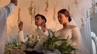 7 Foto Pernikahan Caesar Hito & Felicya yang Haru dan Berurai Air Mata