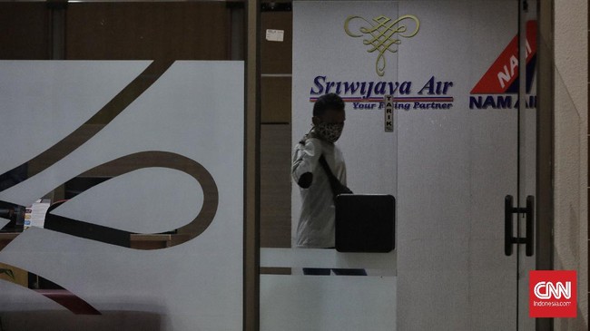 Keluarga pilot Sriwijaya Air Captain Afwan masih berharap kabar baik dari hilangnya Pesawat Sriwijaya Air SJ-182 di atas Pulau Lancang Kepulauan Seribu.