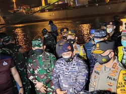 TNI AL Temukan Koordinat Jatuhnya Sriwijaya Air SJ 182, 5 KRI Dikerahkan