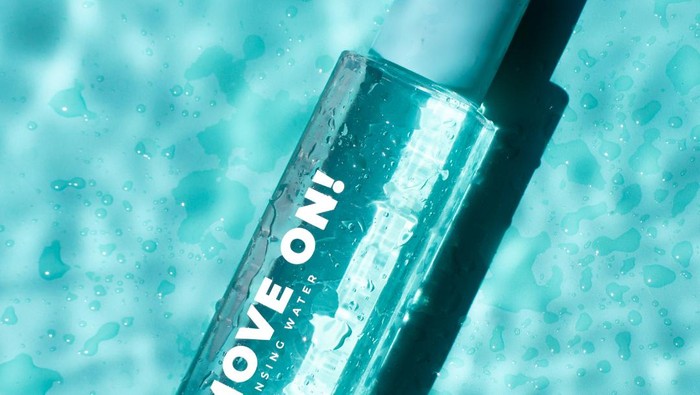 Mizzu Move On! 2 in 1 Cleansing Water & Toner, Pembersih Wajah Terbaru Multfungsi