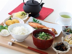 Ini 5 Menu Sarapan yang Sering Dikonsumsi Orang Tertua di Dunia