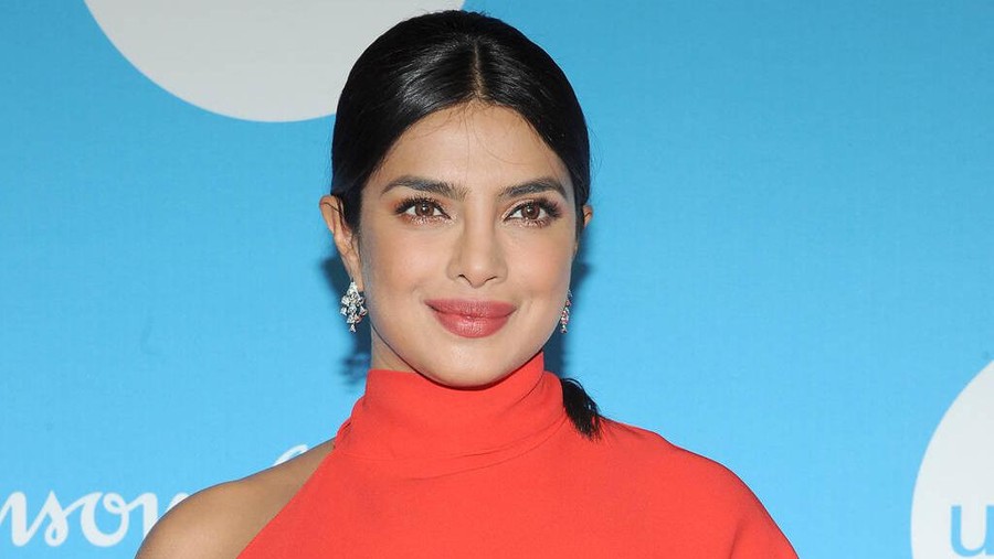 COVER-FASHION 15th Annual UNICEF Snowflake Ball held at Cipriani Wall Street



Featuring: Priyanka Chopra Jonas

Where: New York City, New York , United States

When: 03 Dec 2019

Credit: Julia Shea/Cover Images