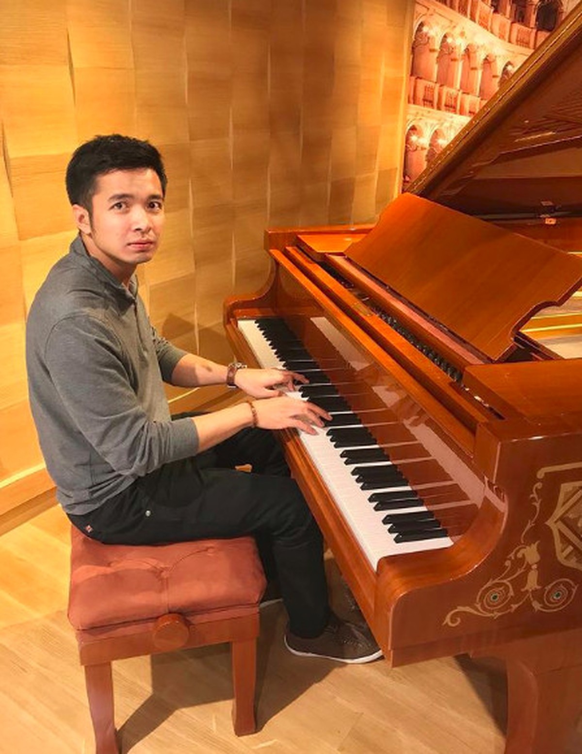Faisal Rahman YouTuber yang naik Sriwijaya&period;