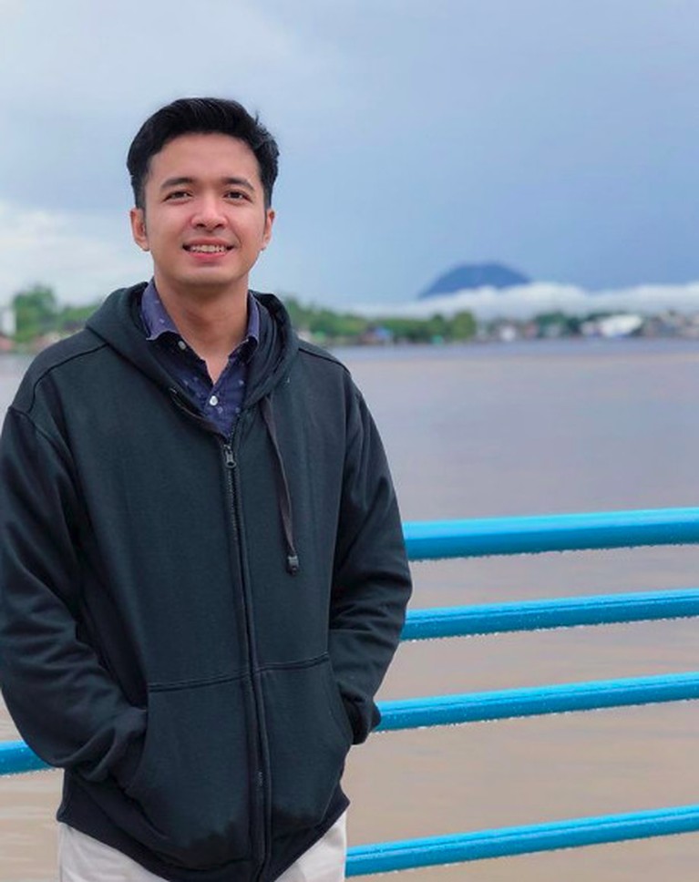 Faisal Rahman Faisal Rahman YouTuber yang naik Sriwijaya.