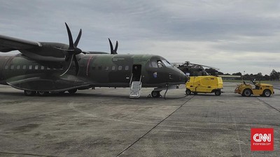 img-title Pesawat TNI AU Tergelincir di Wamena, Nosewheel Alami Kerusakan