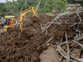 Alat Berat Terbatas, Pencarian Korban Banjir Flores Terhambat