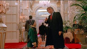 Fan Hapus Trump di Home Alone, Diganti Keanu Reeves-Macaulay
