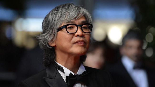 Sutradara Korsel, Im Sang-soo, akan debut produksi film di Hollywood dan membidik aktor-aktor besar, seperti Hugh Jackman dan Brad Pitt, untuk membintanginya.