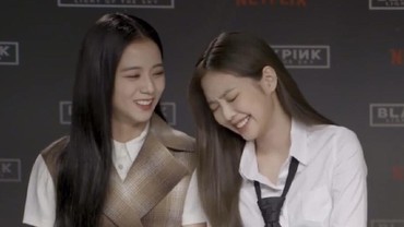 img-title Kebiasaan Tidur Jennie BLACKPINK Bikin Jisoo Terkejut