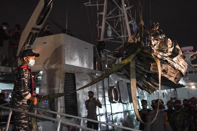 Foto Penampakan Turbin Pesawat Sriwijaya Air Sj 182