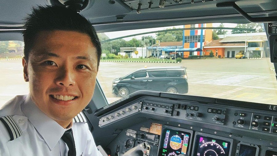 Vincent Raditya Kompak Makan Bareng Keluarga, Intip Momennya