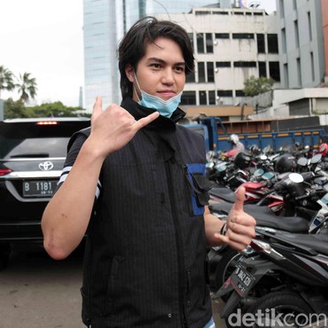 Respons El Rumi soal Video Dicium Amanda Manopo yang Viral