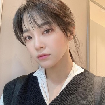 Yeaaay... Kim Se Jeong Tengah Persiapkan Album Solo Terbaru