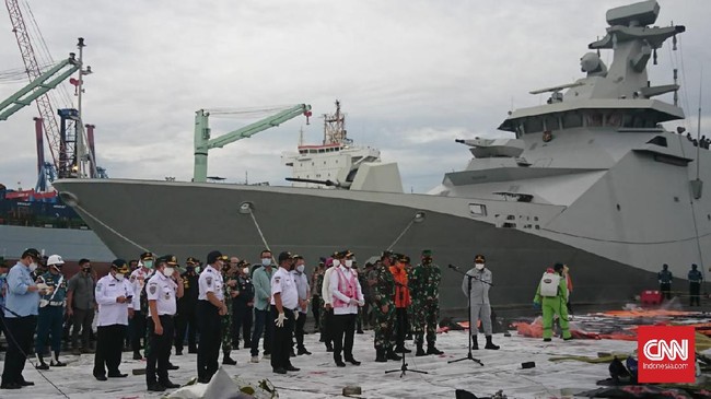 Black Box Sriwijaya Air Ditemukan, Menhub Sebut Jenis FDR Dalam konferensi pers di Posko Dermaga JICT 2, Tanjung Priok, Menhub menyatakan black box yang ditemukan adalah jenis perekam data penerbangan (FDR).
