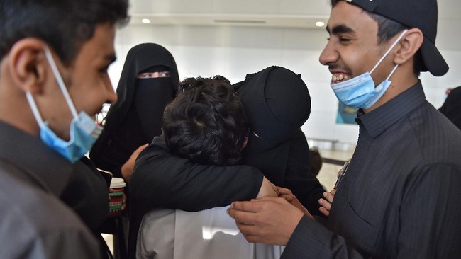 FOTO: Penerbangan Tanda Perdamaian Qatar- Arab Saudi
