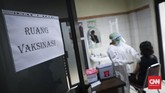 FOTO: Simulasi Vaksinasi Covid-19 di Cilincing Jakut Jelang pelaksanaan vaksinasi Covid-19 yang rencananya mulai 14 Januari 2021, simulasi penyuntikan vaksin digelar di Puskesmas Cilincing, Jakarta Utara.
