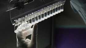VIDEO: Pfizer Akan Produksi 2 Miliar Dosis Vaksin Tahun Ini