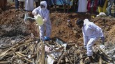 FOTO : Flu Burung Kembali Mewabah di India India kembali dilanda wabah flu burung ditandai dengan matinya ribuan burung di empat negara bagian.