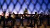 Pasukan Korps Garda Nasional diterjunkan ke Washington D.C., menjelang pelantikan Presiden dan Wakil Presiden Terpilih, Joe Biden-Kamala Harris.