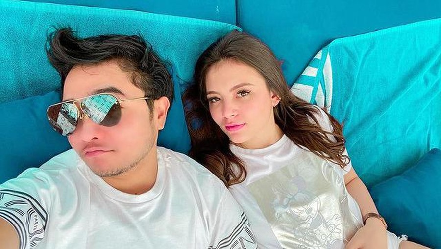 Abash kekasih Lucinta Luna dan Jeje