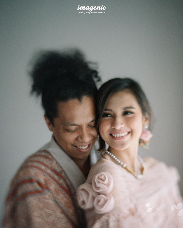 Arie Kriting dan Indah Permatasari Arie Kriting dan Indah Permatasari