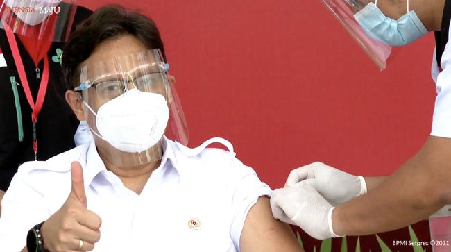 Menkes Bicara Super Immunity di Indonesia: Ini Rezeki Anak Saleh Menkes Budi Gunadi Sadikin menyebut penurunan kasus Covid-19 di Indonesia salah satunya karena terciptanya kekebalan super atau super immunity.