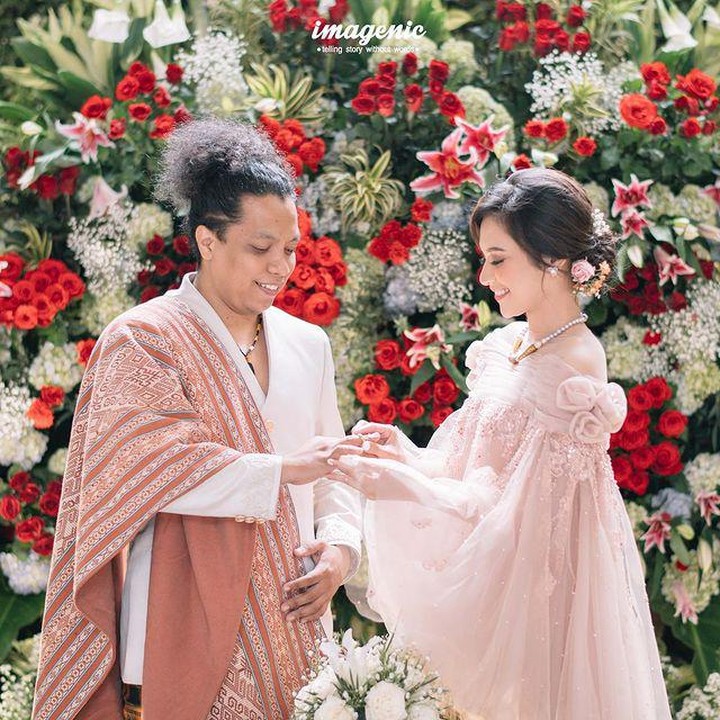 <p>Ibunda Indah sendiri mengungkapkan bahwa ia tak ingin menemui dan menganggap Arie Kriting sebagai menantunya. (Foto: dok. Imagenic)</p>