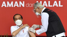 MA Kabulkan Uji Materi, Vaksin Covid-19 Wajib Halal