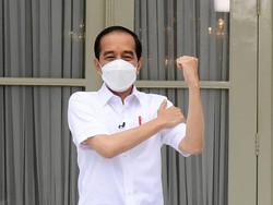 Ada 30 Ribu Vaksinator, Jokowi Targetkan Vaksinasi COVID Rampung Setahun