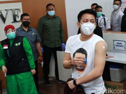 Jabar Hari Ini: Ariel Divaksinasi-Pesan Aa Gym Atas Wafatnya Syekh Ali Jaber