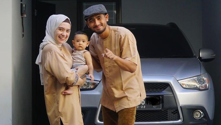 Arya Saloka