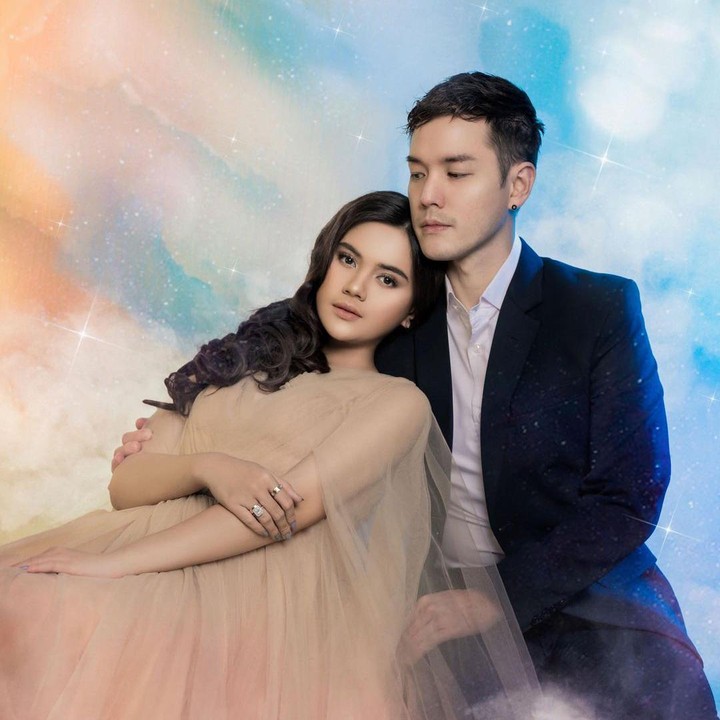 <p>Belum lama ini, Audi Marissa juga melakukan maternity shoot bareng suaminya lho. (Foto: Instagram @audimarissa)</p>