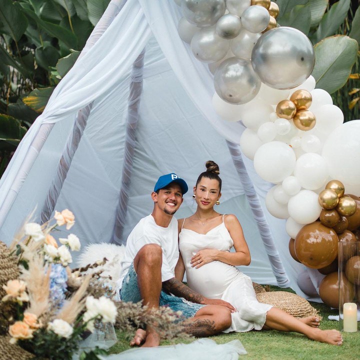<p>Jennifer Bachdim kini tengah hamil anak ketiga dan kandungannya sudah berusia 33 minggu lho, Bunda.(Foto: Instagram @jenniferbachdim)</p>