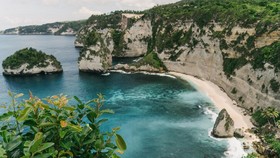 Libur Nataru, Nusa Penida Bali Dibanjiri Wisatawan
