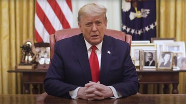 Detik-detik Donald Trump Menyerahkan Diri ke Penjara Fulton