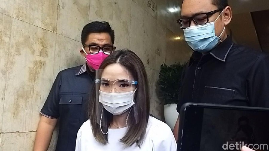 Gisel jalani wajib lapor di Polda Metro Jaya