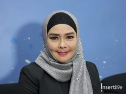 Lirik Lagu Laila Canggung - Iyeth Bustami