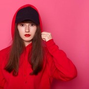 Kembali Jadi Trend di 2021, Rekomendasi Streetwear Ini Wajib Ada di Wardrobe-mu!