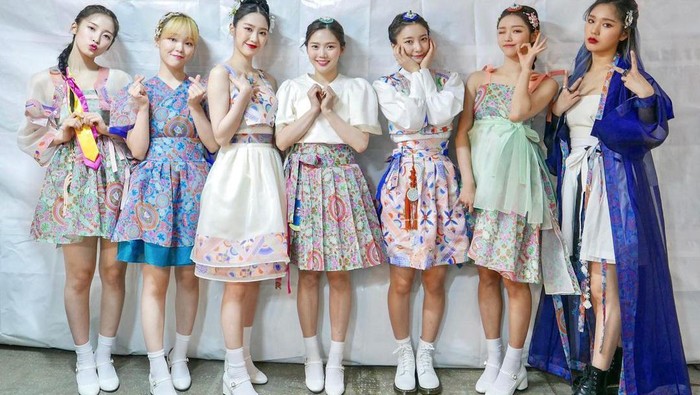 Koleksi Hanbok Kekinian 'Danha Seoul' yang Jadi Outfit Langganan Idol K-Pop