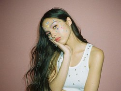 Lirik Lagu drop dead - Olivia Rodrigo