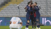 FOTO: 12 Hari Latih PSG, Pochettino Langsung dapat Gelar PSG menjadi juara Trophee des Champions 2020 setelah mengalahkan Marseille 2-1 di Lens, Rabu (13/1).