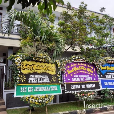 6 Foto Suasana Rumah Duka Syekh Ali Jaber
